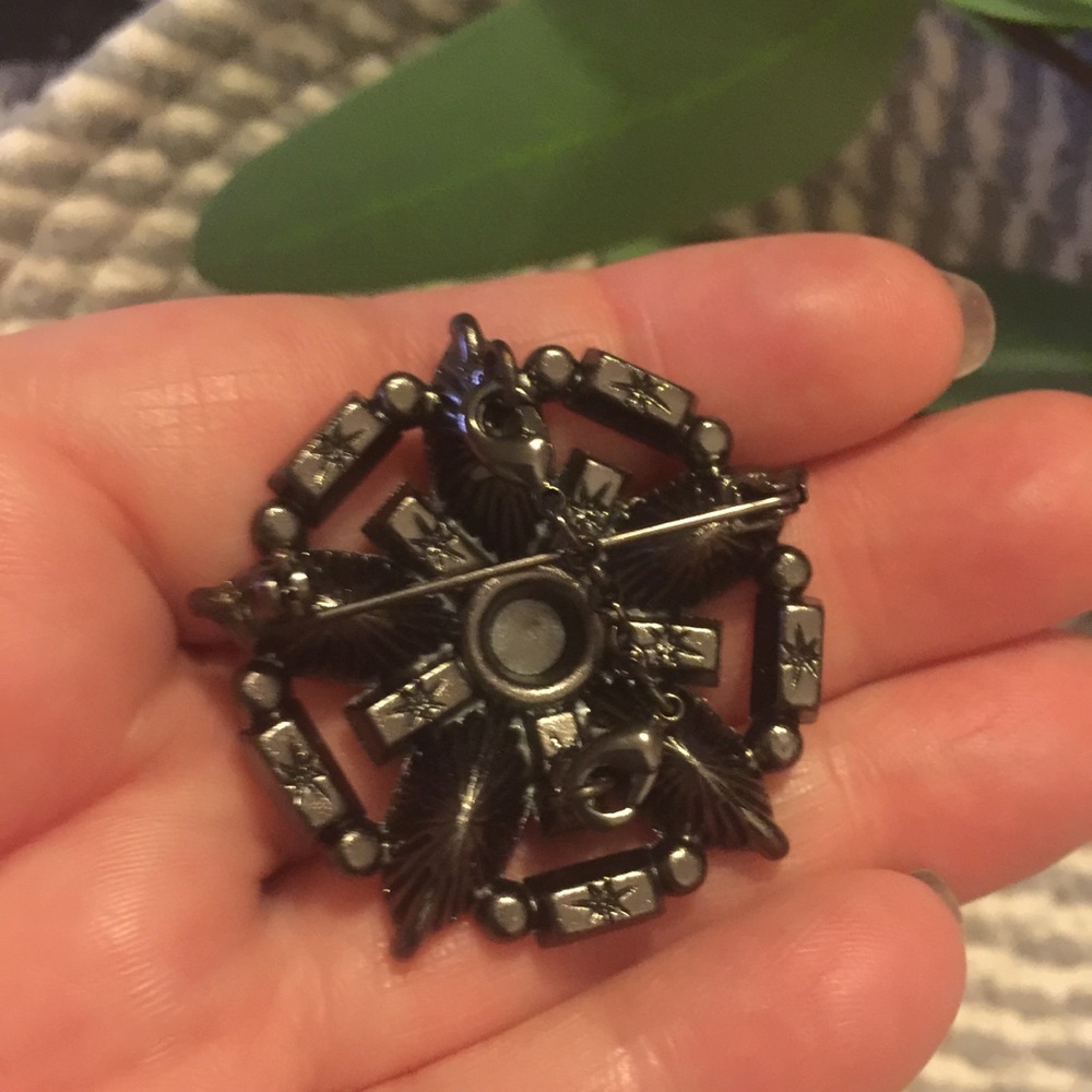 Premier Designs Brooch - Picture 13 of 15